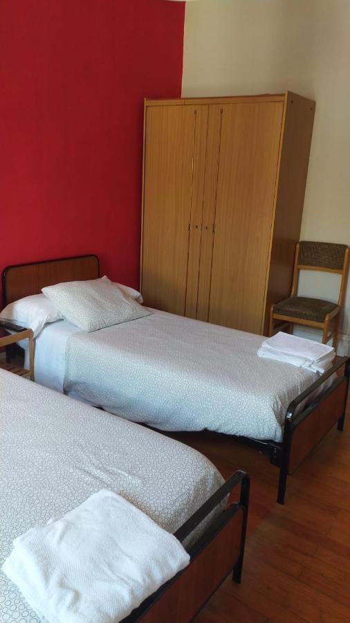 Pension Manoli Bilbao Exteriör bild