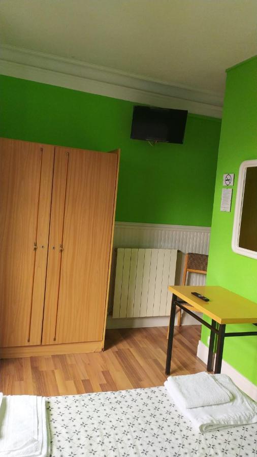 Pension Manoli Bilbao Exteriör bild