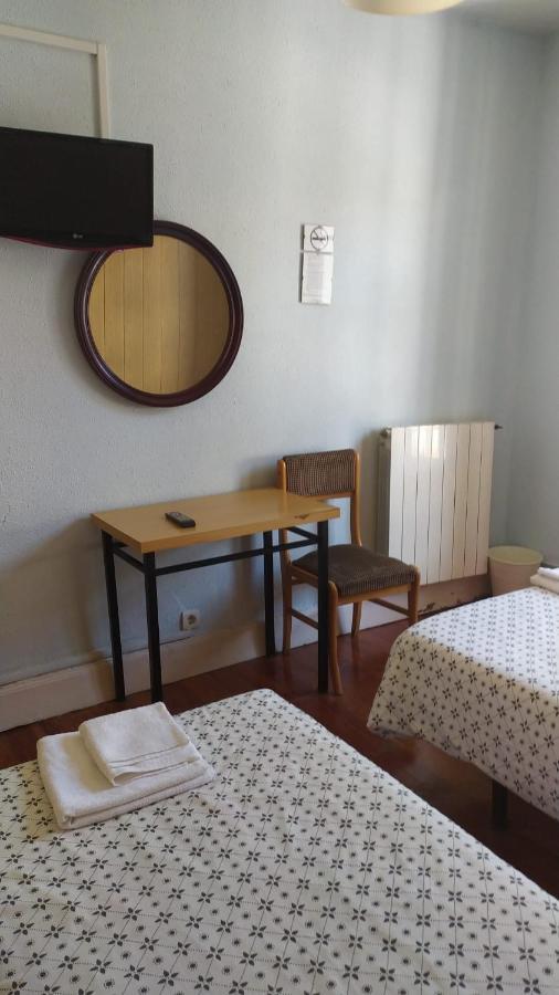 Pension Manoli Bilbao Exteriör bild