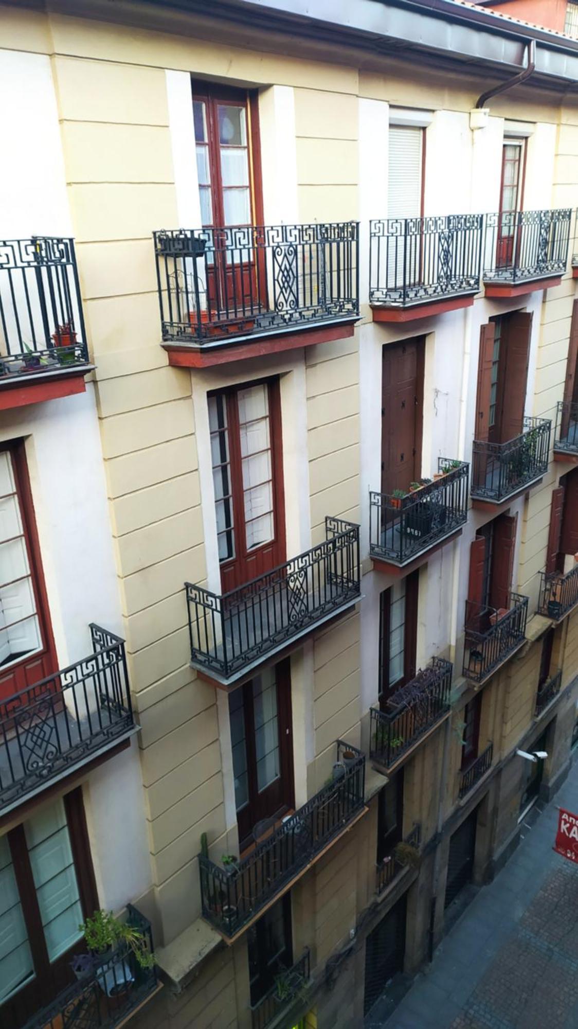 Pension Manoli Bilbao Exteriör bild